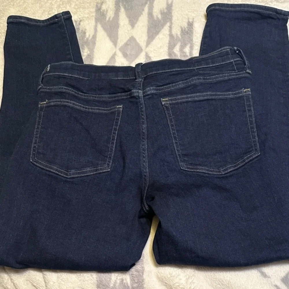 652. J. Crew Women's Slim Navy Skinny Jeans size 28